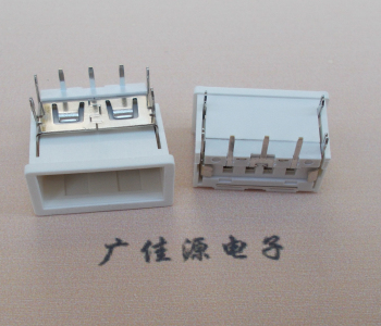 宣城USB接口2.0连接器.3p端子加护套防尘母座